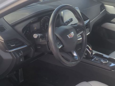 Used 2021 Cadillac CT4 Premium Luxury image 10