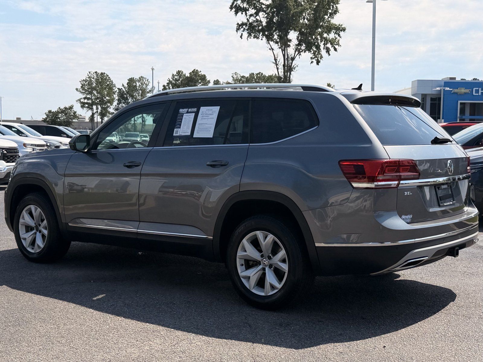 Used 2018 Volkswagen Atlas SEL FWD image 9