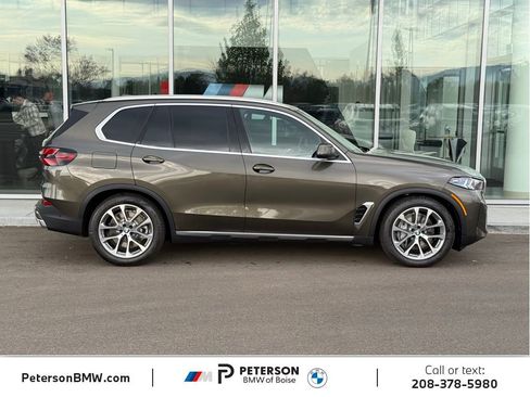 New 2026 BMW X5 xDrive50e AWD/4WD image 7