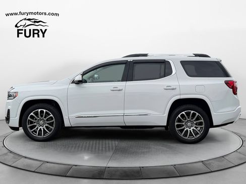 Used 2023 GMC Acadia Denali w/ Denali Ultimate Package AWD/4WD image 7
