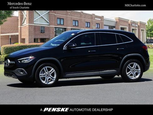 Used 2023 Mercedes-Benz GLA 250 4MATIC image 1