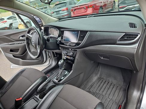 Used 2018 Buick Encore Preferred AWD/4WD image 16