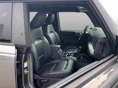 Used 2025 Ford Bronco Badlands AWD/4WD image 8