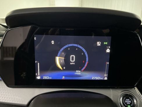 Certified 2025 Chevrolet Trax LT image 12