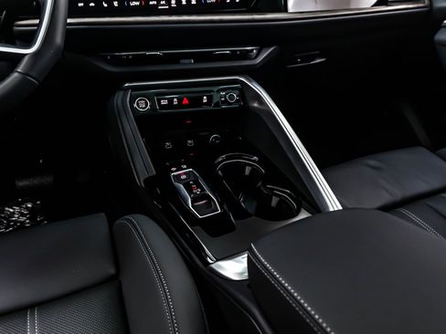 New 2025 Audi Q5 Premium Plus image 6