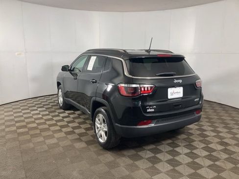 Used 2022 Jeep Compass Latitude w/ Convenience Group image 3