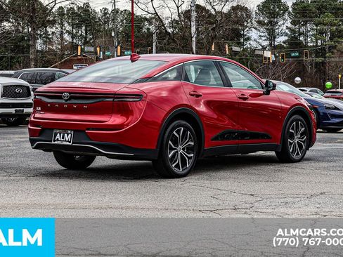 Used 2024 Toyota Crown XLE image 6