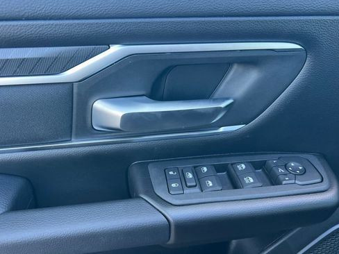 New 2026 RAM 1500 4x4 Crew Cab image 10