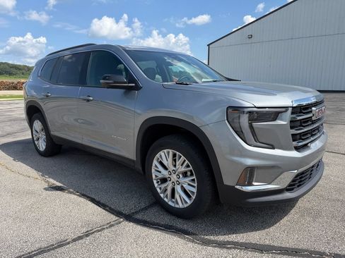 Used 2026 GMC Acadia Elevation w/ Elevation Premium Package AWD/4WD image 2