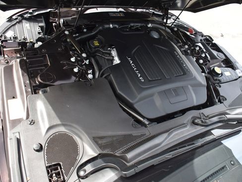 Used 2023 Jaguar F-TYPE R image 39