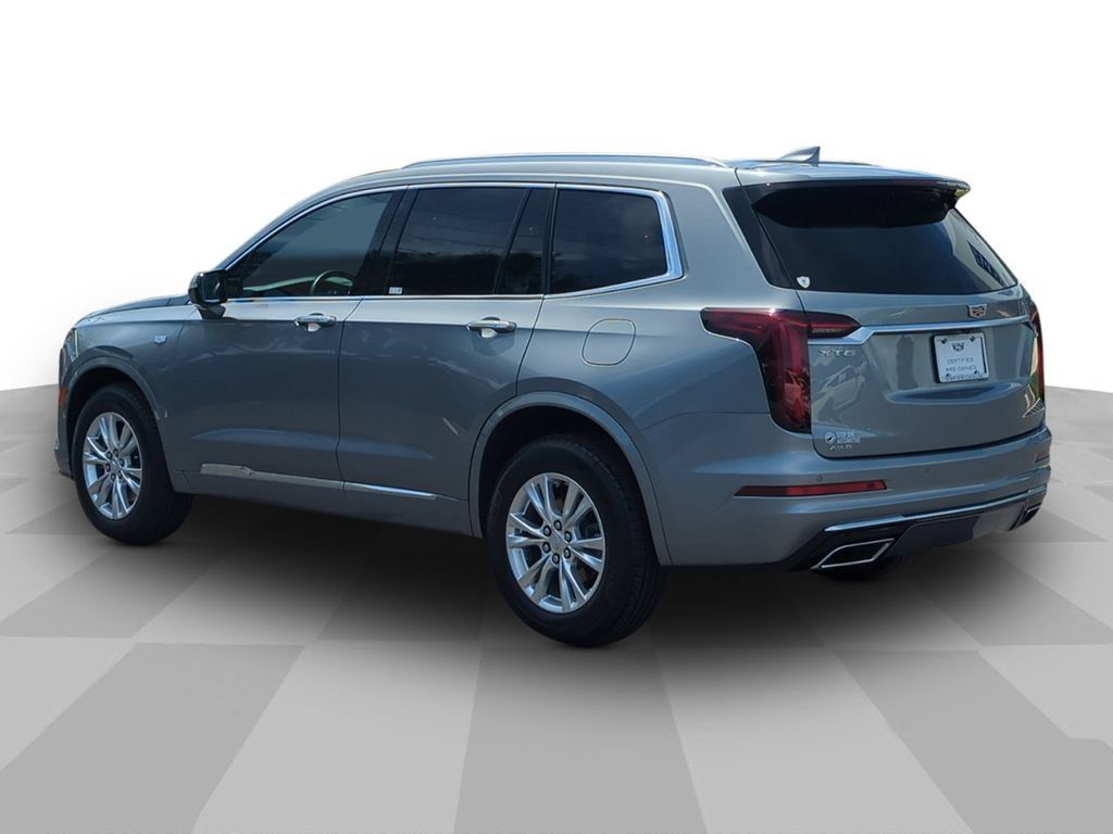Used 2024 Cadillac XT6 Luxury AWD/4WD image 4