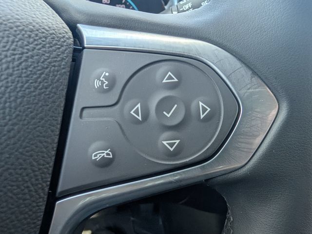 Used 2023 Chevrolet Traverse LT FWD image 28