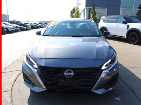 Certified 2024 Nissan Altima 2.5 SV image 2