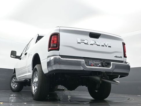 New 2026 RAM 2500 Tradesman AWD/4WD image 33