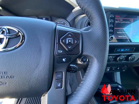 Used 2023 Toyota Tacoma TRD Sport AWD/4WD image 40
