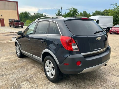 Used 2015 Chevrolet Captiva Sport LS image 4