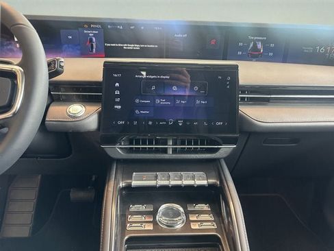 New 2026 Lincoln Nautilus Reserve w/ Jet Appearance Package AWD/4WD image 15