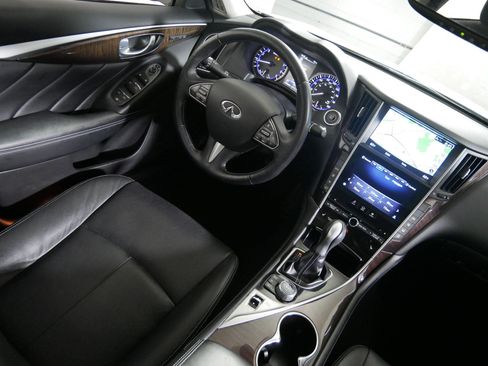 Used 2014 INFINITI Q50 Premium w/ Technology Package AWD/4WD image 9