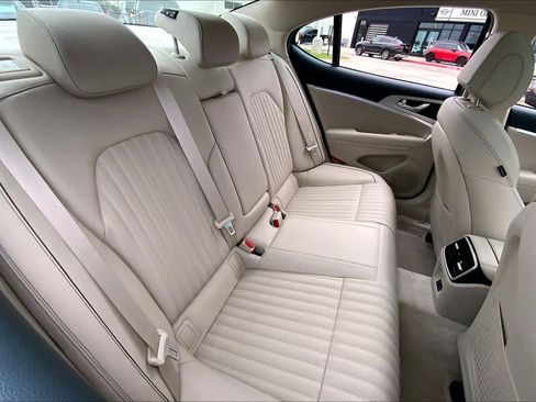 Used 2026 Genesis G70 2.5T Prestige image 19