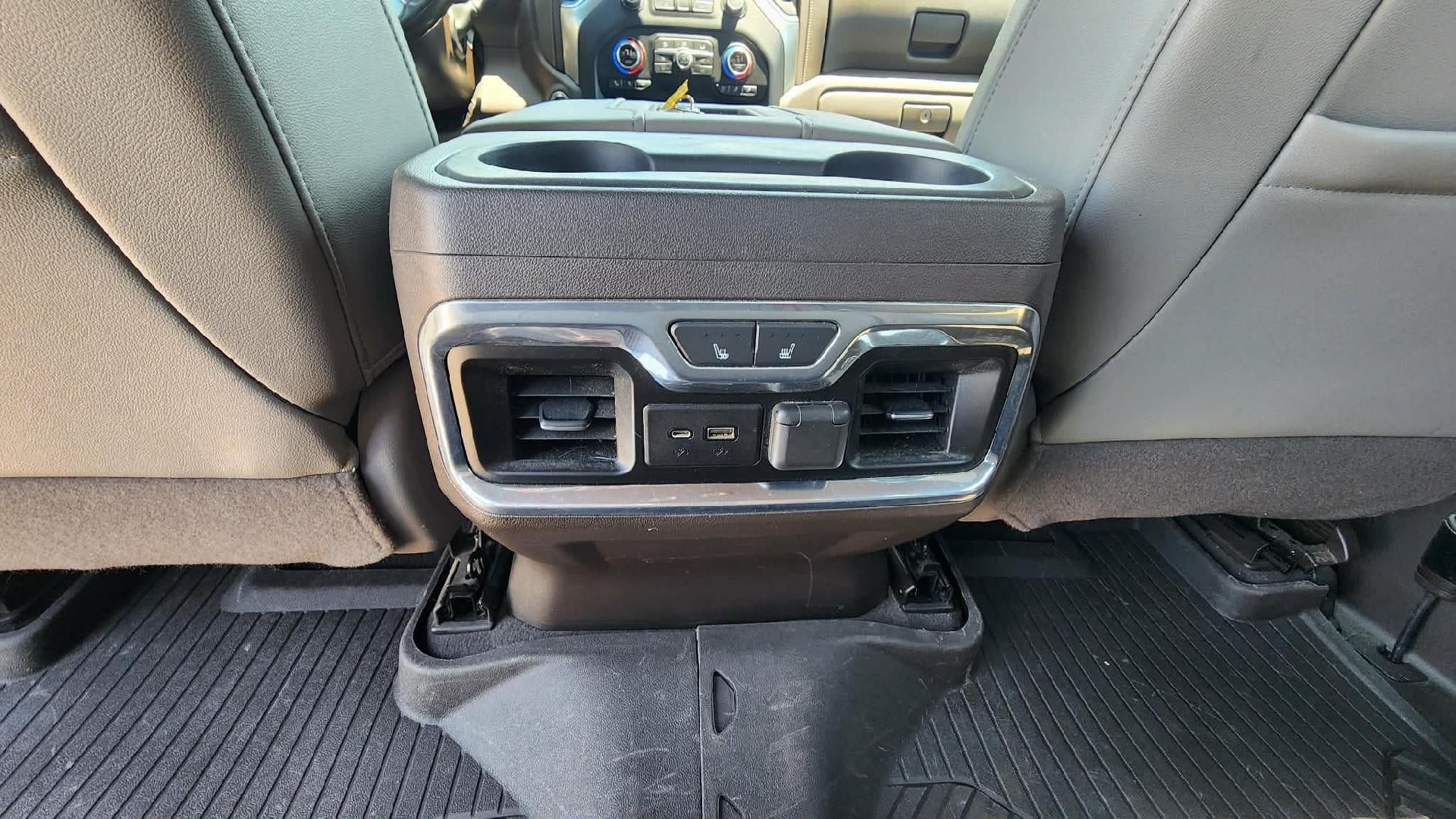 Used 2020 Chevrolet Silverado 1500 LTZ w/ LTZ Premium Package AWD/4WD image 28