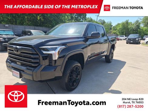 Used 2025 Toyota Tundra SR5 AWD/4WD image 1