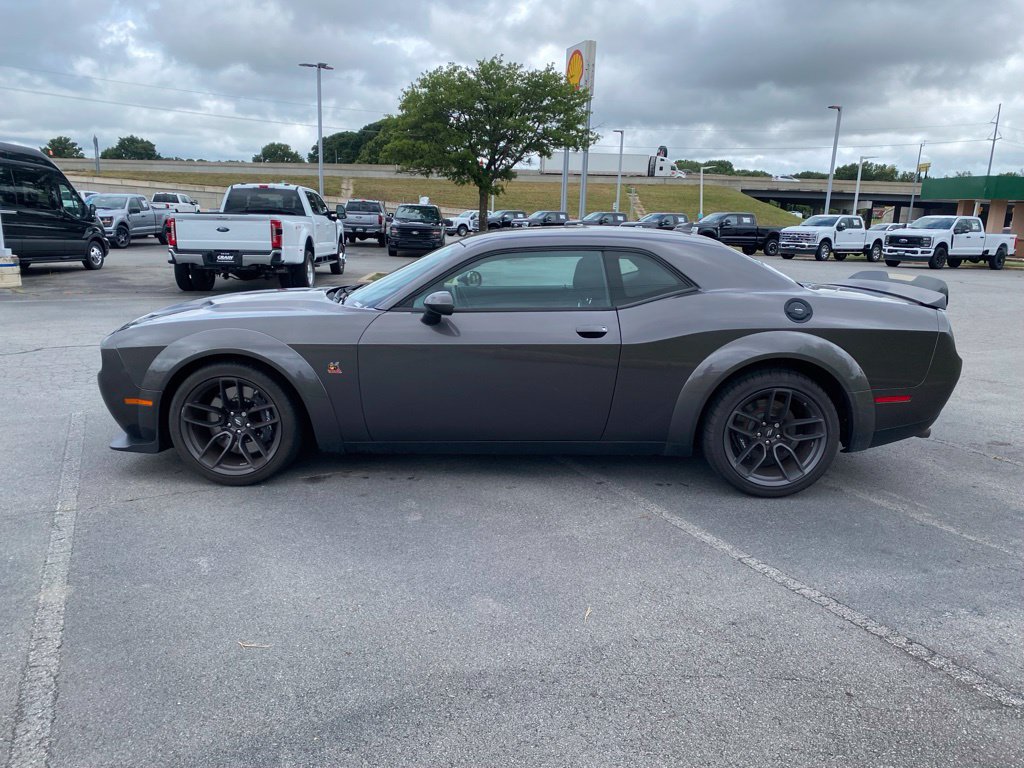 Used 2021 Dodge Challenger R/T Scat Pack RWD image 4