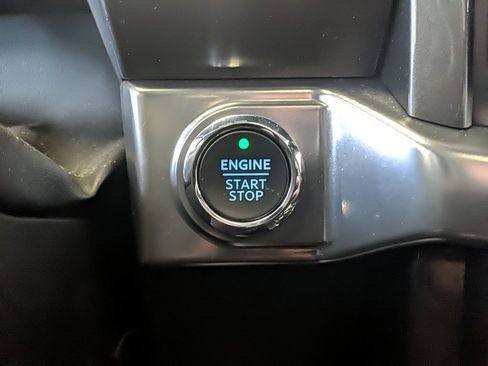 Used 2023 Ford F150 Lariat w/ Equipment Group 502A High image 30