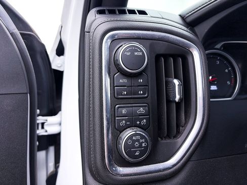 Used 2022 Chevrolet Silverado 3500 High Country w/ Safety Package II AWD/4WD image 9