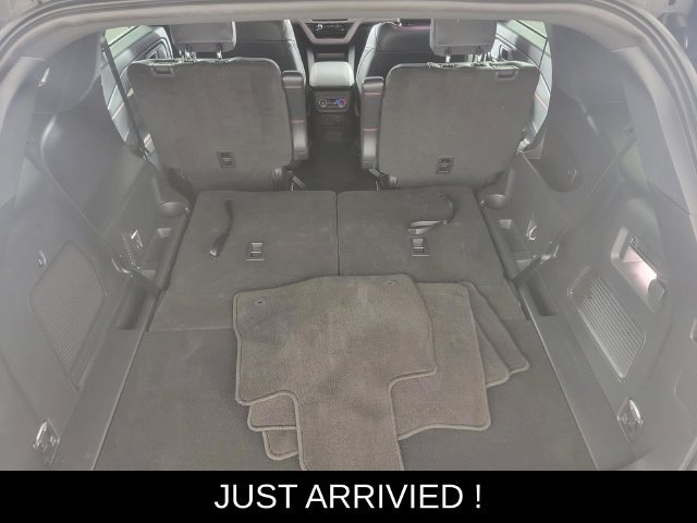 Used 2026 Ford Explorer ST-Line AWD/4WD image 16