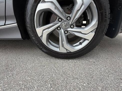 Used 2019 Honda Accord EX image 29
