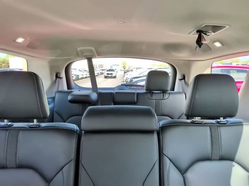 Used 2025 Honda Pilot EX-L image 31