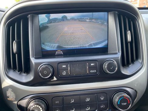 Used 2021 Chevrolet Colorado LT w/ Safety Package RWD image 15