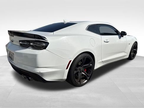 Used 2020 Chevrolet Camaro SS image 4