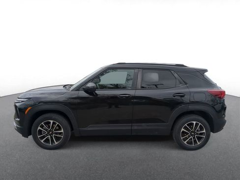 Used 2025 Chevrolet TrailBlazer LT AWD/4WD image 5