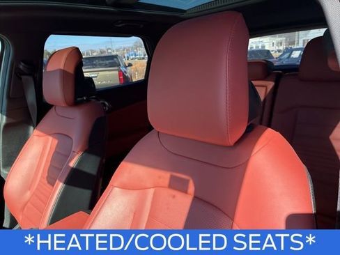 Used 2023 Kia Sportage SX image 12