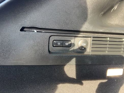 Used 2023 Lincoln Nautilus Reserve image 16