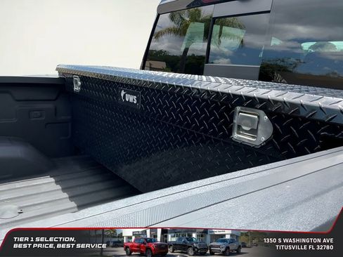 Used 2025 GMC Sierra 3500 Denali w/ Technology Package AWD/4WD image 15