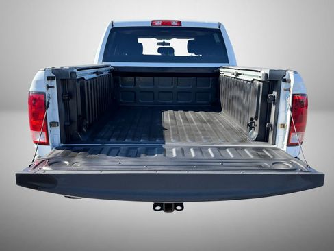 Used 2012 RAM 1500 ST w/ Special Service Group image 10