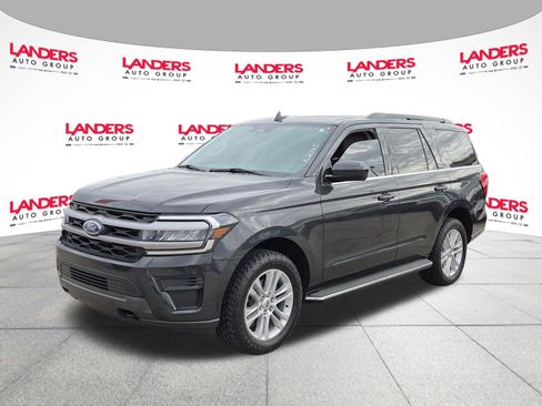 Used 2022 Ford Expedition XLT AWD/4WD image 7