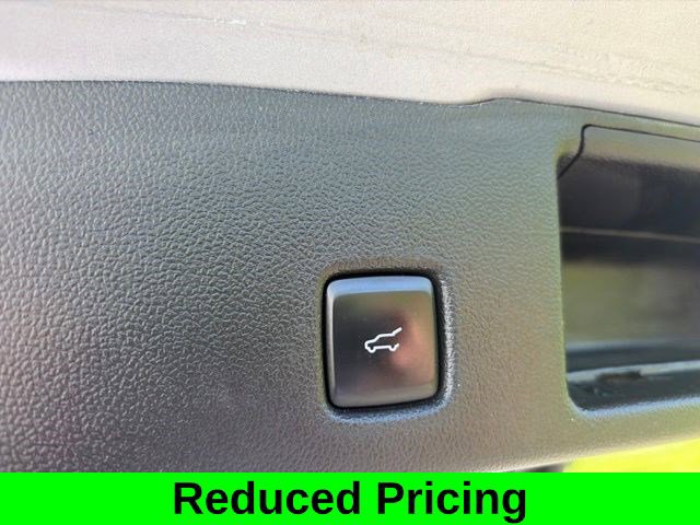 Used 2022 Ford Escape Titanium w/ Titanium Elite Package AWD/4WD image 41