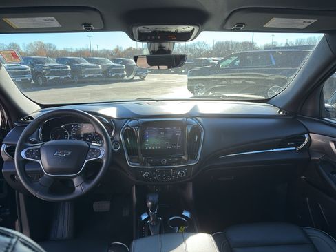 Certified 2023 Chevrolet Traverse Premier w/ Redline Edition image 28