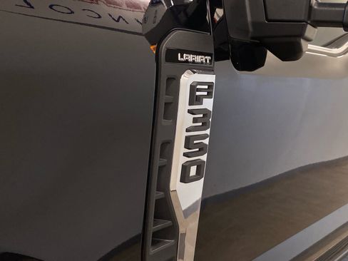 Certified 2025 Ford F350 Lariat w/ Lariat Ultimate Package image 13