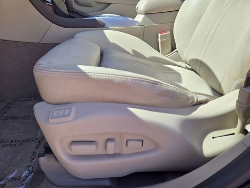 Used 2016 Cadillac SRX Premium w/ LPO, Protection Package image 23