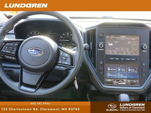 Used 2024 Subaru Crosstrek 2.0i AWD/4WD image 6
