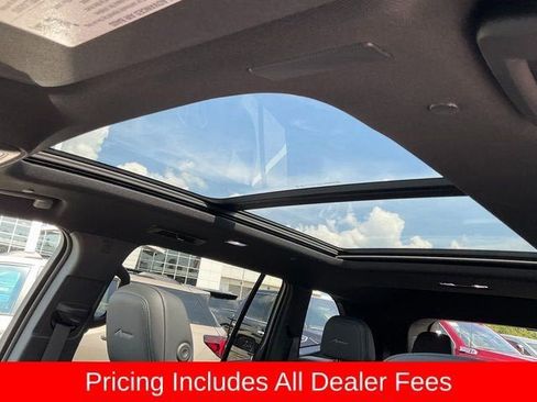 New 2026 Buick Enclave Avenir w/ Super Cruise Package FWD image 6