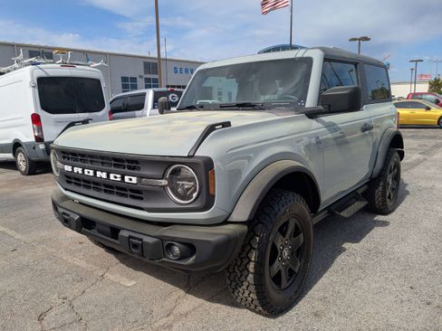 Used 2024 Ford Bronco Black Diamond AWD/4WD image 7