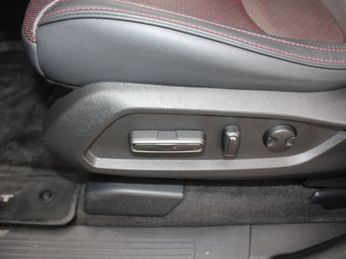 Used 2025 Honda Pilot Black Edition image 25