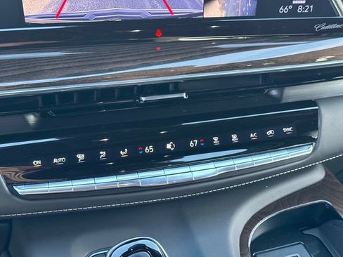 Certified 2024 Cadillac Escalade Sport Platinum w/ LPO, ONYX Package AWD/4WD image 26