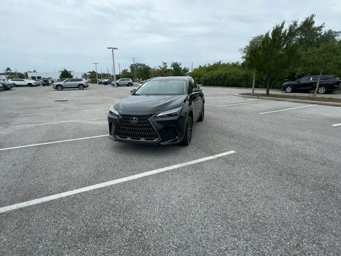 Used 2025 Lexus NX 250 FWD w/ Accessory Package (Z1) image 3