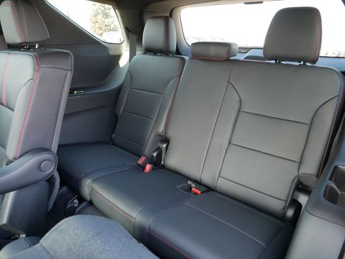 Certified 2026 Chevrolet Traverse RS image 36